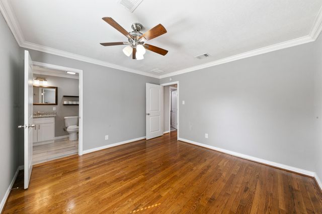 6915 Jalna Street, Houston, TX 77055