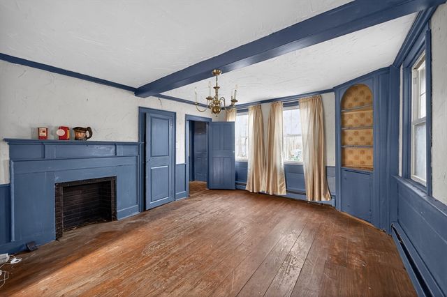 40 Golf Street, Dartmouth, MA 02747