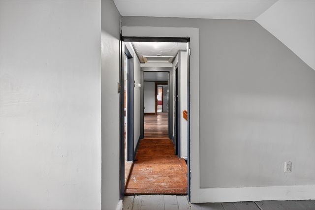 40 Golf Street, Dartmouth, MA 02747