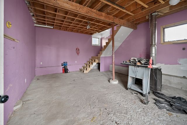 40 Golf Street, Dartmouth, MA 02747