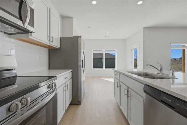 671 W Lanesfield Street, Gardner, KS 66030