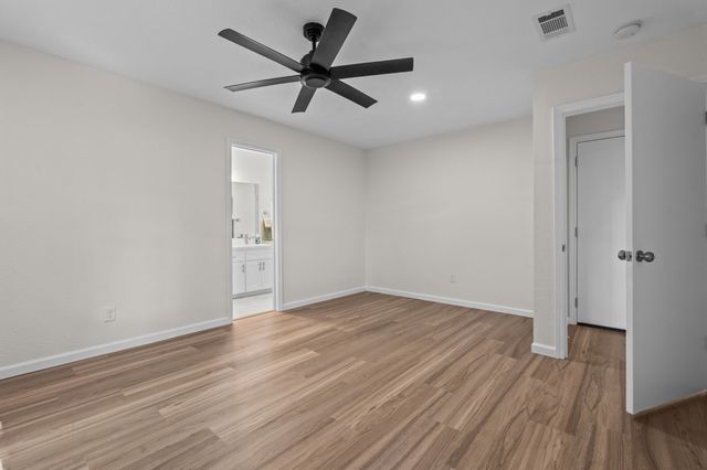 103 Camelot Drive, Weatherford, TX 76086
