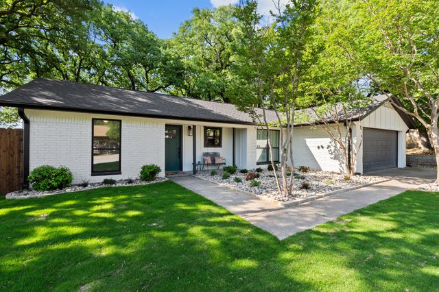 103 Camelot Drive, Weatherford, TX 76086