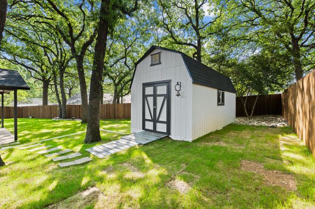 103 Camelot Drive, Weatherford, TX 76086