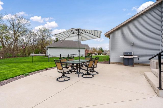 620 E Waterford Drive, Beloit, WI 53511