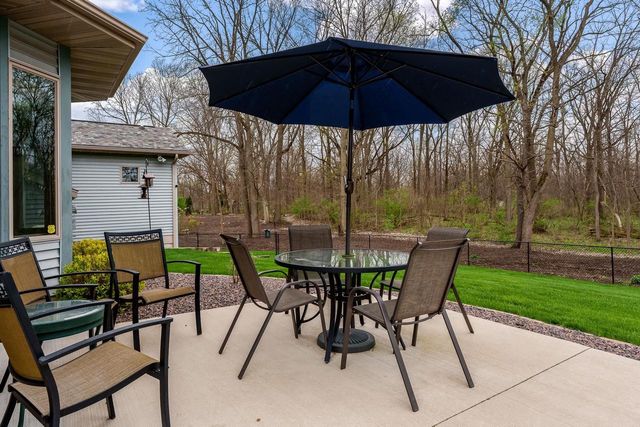 620 E Waterford Drive, Beloit, WI 53511