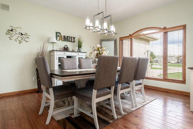 620 E Waterford Drive, Beloit, WI 53511