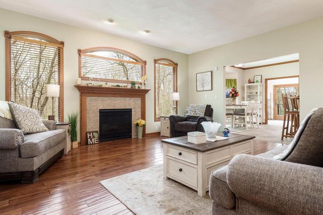 620 E Waterford Drive, Beloit, WI 53511