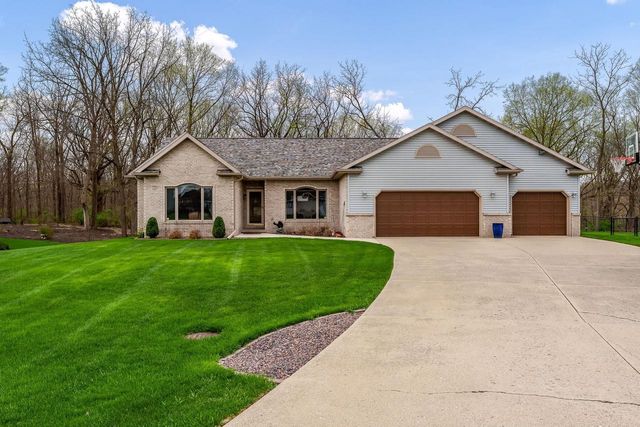 620 E Waterford Drive, Beloit, WI 53511