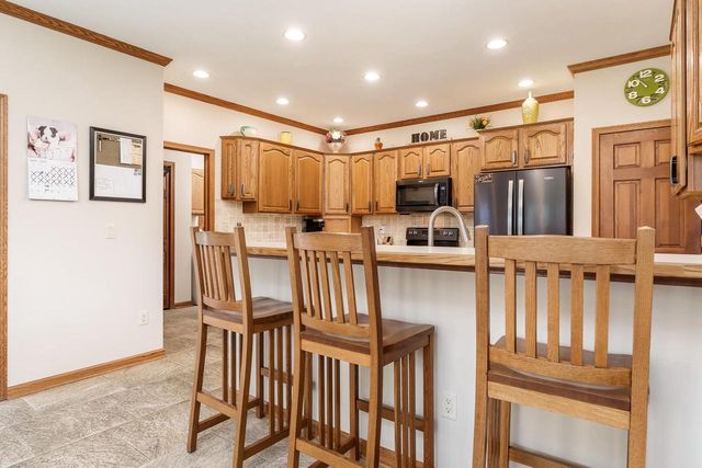 620 E Waterford Drive, Beloit, WI 53511