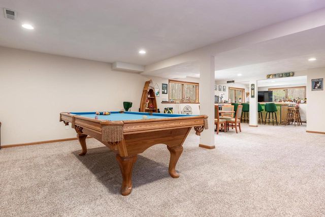 620 E Waterford Drive, Beloit, WI 53511