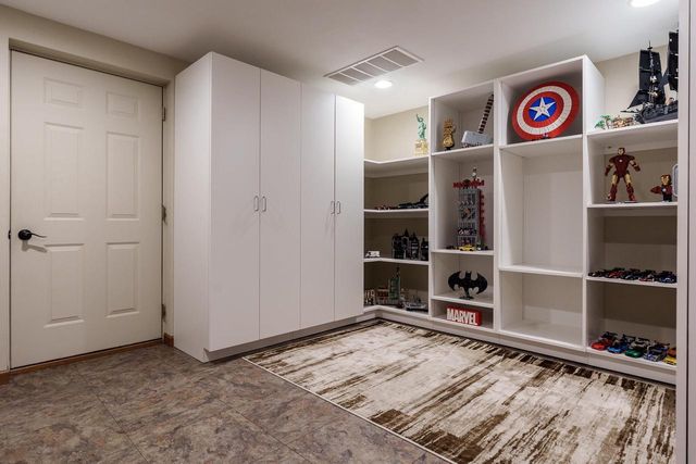 620 E Waterford Drive, Beloit, WI 53511