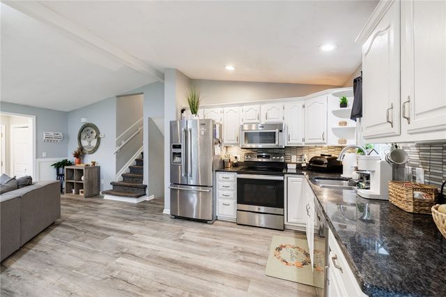 8495 Stringham Drive, Batavia, NY 14020