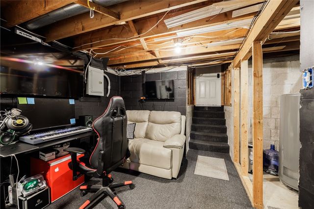 8495 Stringham Drive, Batavia, NY 14020