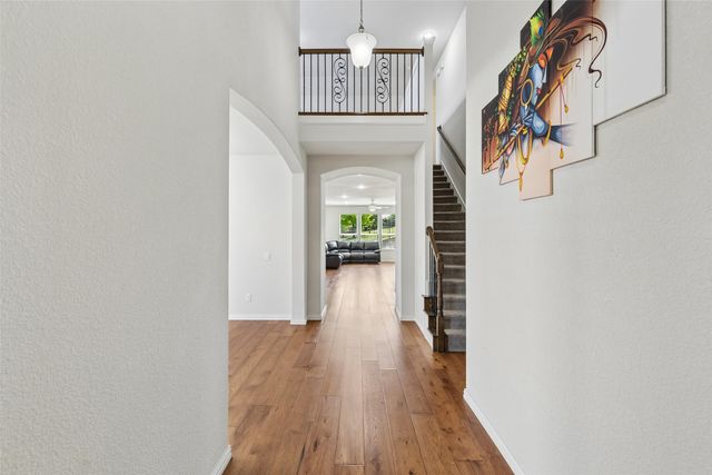 211 Copper Canyon Drive, Lewisville, TX 75067