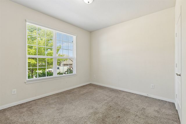 211 Copper Canyon Drive, Lewisville, TX 75067