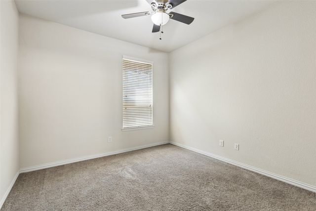 211 Copper Canyon Drive, Lewisville, TX 75067