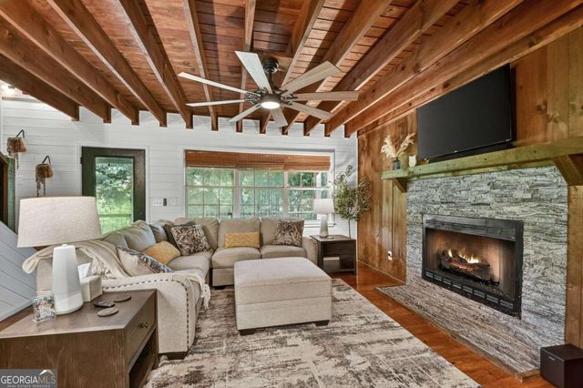 186 Dogwood Drive, Epworth, GA 30541