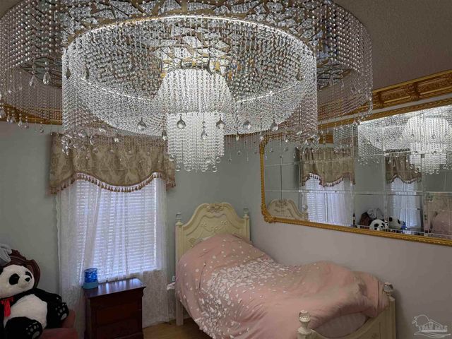 7604 Brook Forest Dr, Pensacola, FL 32514