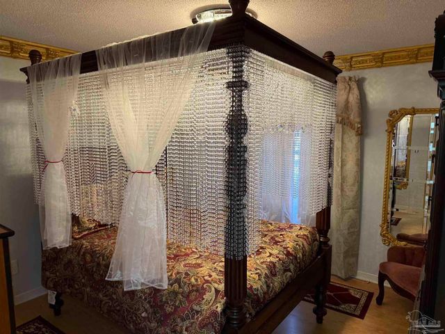 7604 Brook Forest Dr, Pensacola, FL 32514