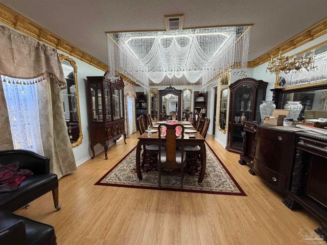 7604 Brook Forest Dr, Pensacola, FL 32514