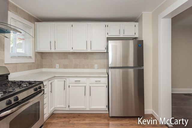 214 Bradford Street Ne, City Of Grand Rapids, MI 49503