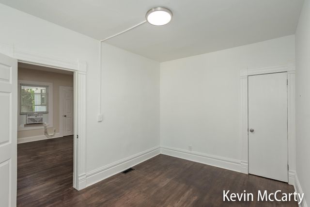 214 Bradford Street Ne, City Of Grand Rapids, MI 49503