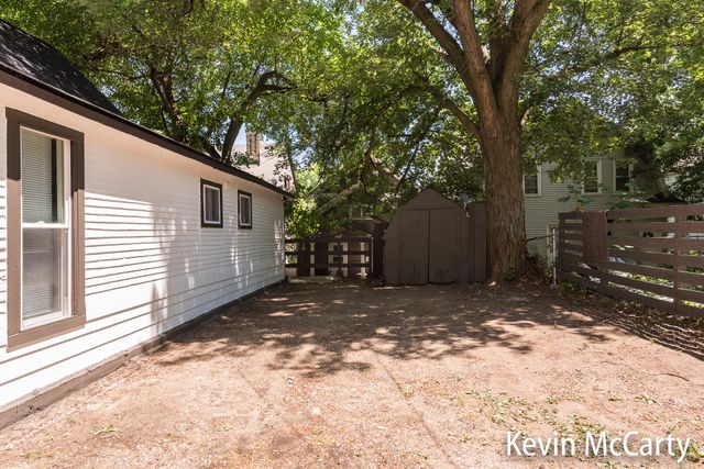 214 Bradford Street Ne, City Of Grand Rapids, MI 49503