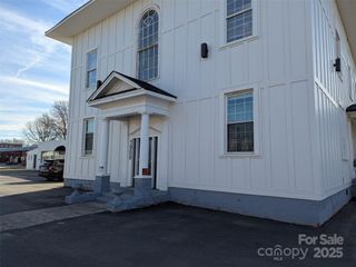 1909 E Ozark Avenue, Gastonia, NC 28054