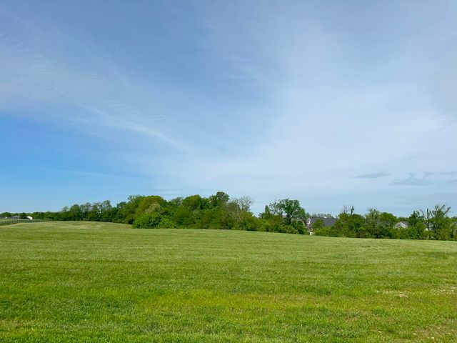 765 N Bend Road, Hebron, KY 41048