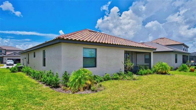 5409 CORAL REEF WAY, Bradenton, FL 34211