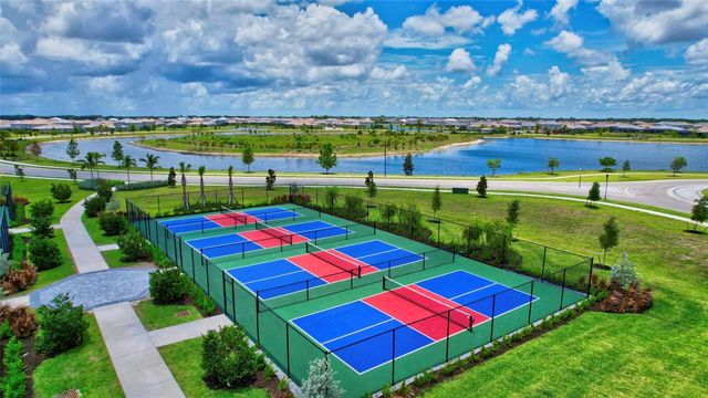 5409 CORAL REEF WAY, Bradenton, FL 34211