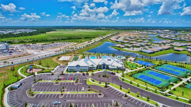 5409 CORAL REEF WAY, Bradenton, FL 34211