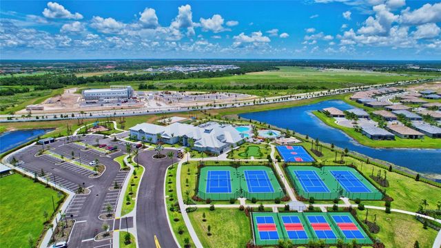 5409 CORAL REEF WAY, Bradenton, FL 34211