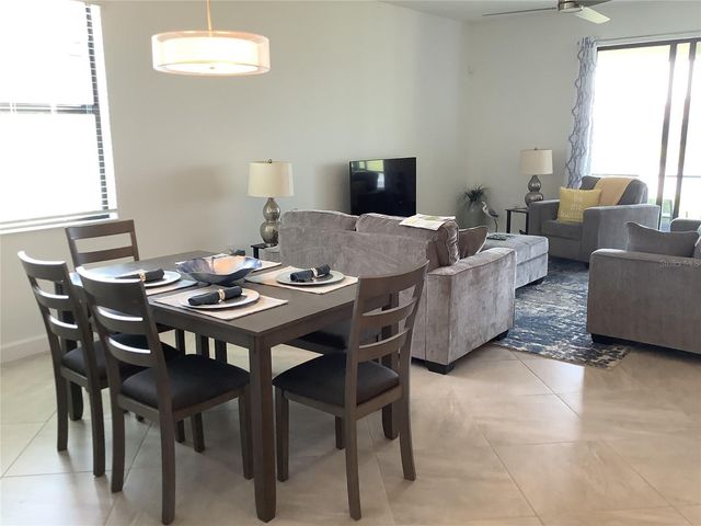 5409 CORAL REEF WAY, Bradenton, FL 34211
