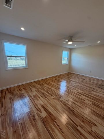 302 W Chambers St, Aguilar, CO 81020