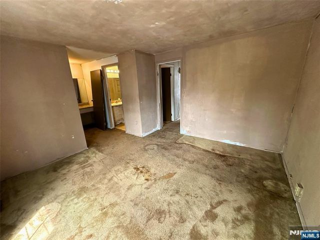 110-112 Pearl Street, Paterson, NJ 07501