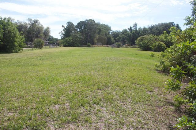 803 BEL AIR STAR PARKWAY, Sarasota, FL 34240