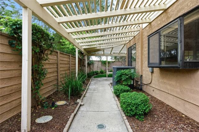 919 Auburn, San Dimas, CA 91773