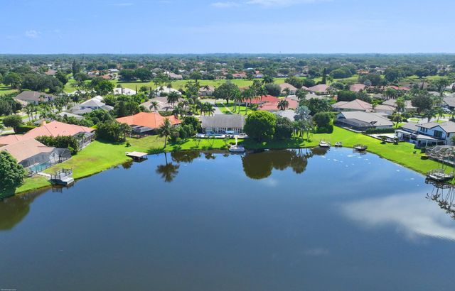 13199 Halifax Court, Wellington, FL 33414
