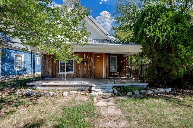 1228 S Emporia Ave, Wichita, KS 67211