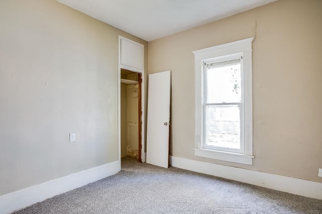 1228 S Emporia Ave, Wichita, KS 67211