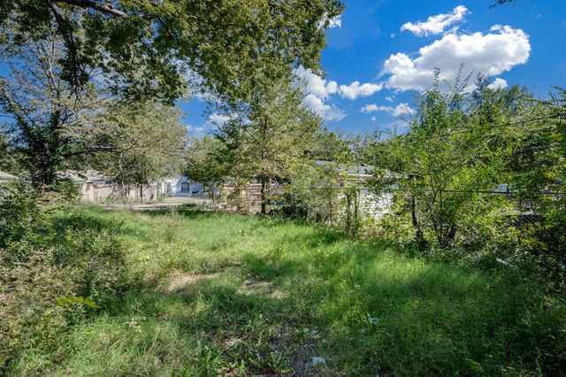 1228 S Emporia Ave, Wichita, KS 67211