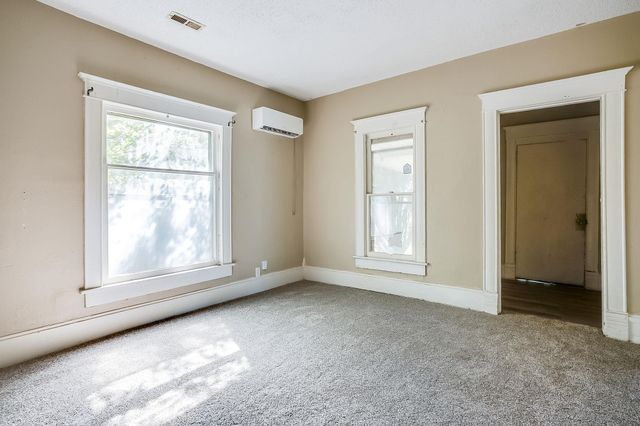 1228 S Emporia Ave, Wichita, KS 67211