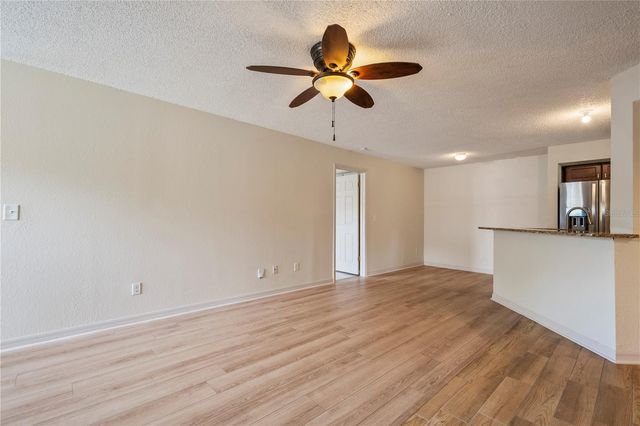 4512 COMMANDER DRIVE 1712, Orlando, FL 32822