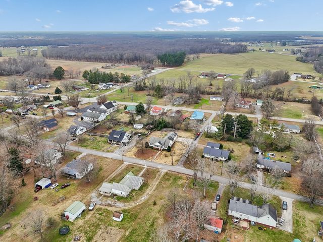 301 W King St, Morrison, TN 37357