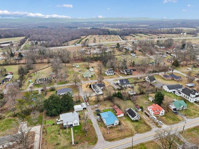 301 W King St, Morrison, TN 37357