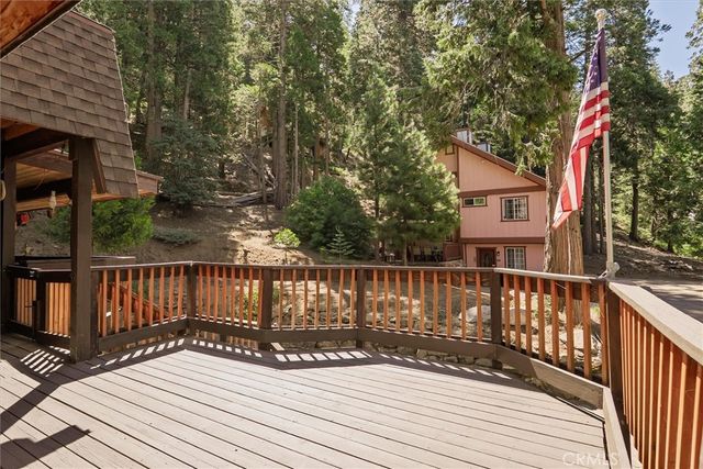 7226 Yosemite Park Way, Yosemite, CA 95389