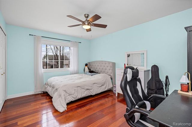 1874 Rothbury Drive, Wixom, MI 48393