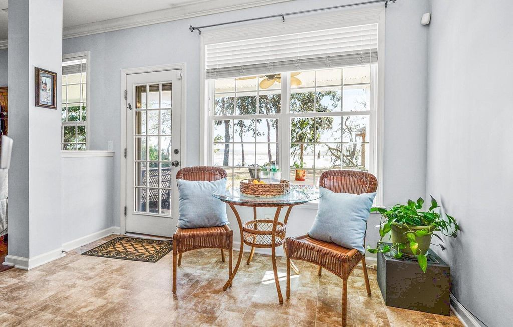 Image 21 of property listing at 17 White Pond Boulevard, Beaufort, SC 29902